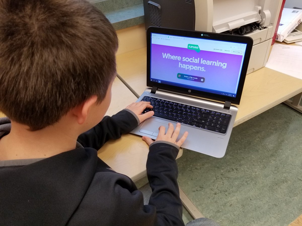 smithdyough's tweet image. YIMS Tech Titans Club (6-8th graders) Using @flipgrid to introduce themselves. Ss will have a playground of tech each club day to review. @johncortazzo #youghsd #dlpcoaching #studentvoice