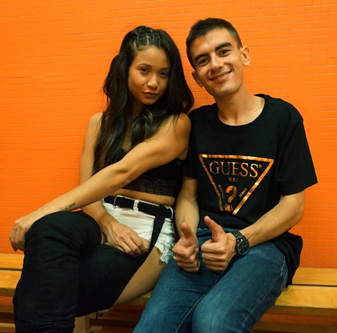 Entrevista Poller a Jade Presley ❤️🔥  https://t.co/fSoElNptM8 https://t.co/mWrRF1nDyM<a href="/tag/blackfriday"class="tags"><span>#blackfriday</span></a>