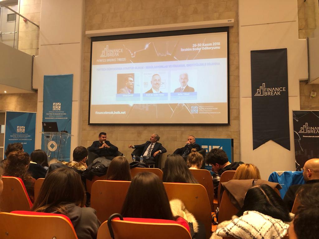 SeferYuksel's tweet photo. Bu akşam @IKBOUN #FinanceBreak etkinliğinde @SelimYazici ve @cidemirr ile Boğaziçi Üniversitesi'nde keyifli bir #fintech ve geleceğin ödeme sistemleri sohbeti gerçekleştirdik.
Organize edenlere teşekkür ederiz. https://t.co/rNoysDJTWF https://t.co/1sciQvwaXP