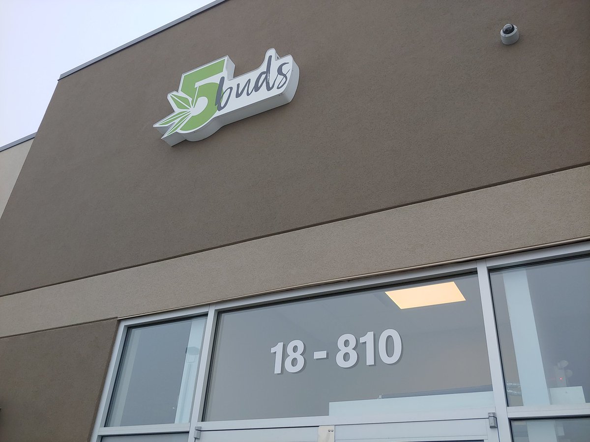 5Buds Cannabis is about to open their doors for the first time in Warman. It's a First Nations-owned legal weed business. #yxe