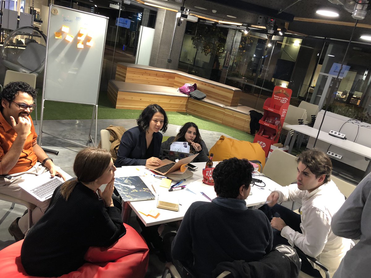 laura_bellorini's tweet photo. Ready to hack all night with these amazing students from @ESADE @la_UPC @iedbarcelona at #FusionPoint #healthackathon #RamblaofInnovation with @AccentureSpain @sanofi https://t.co/H5SnxqNIhZ