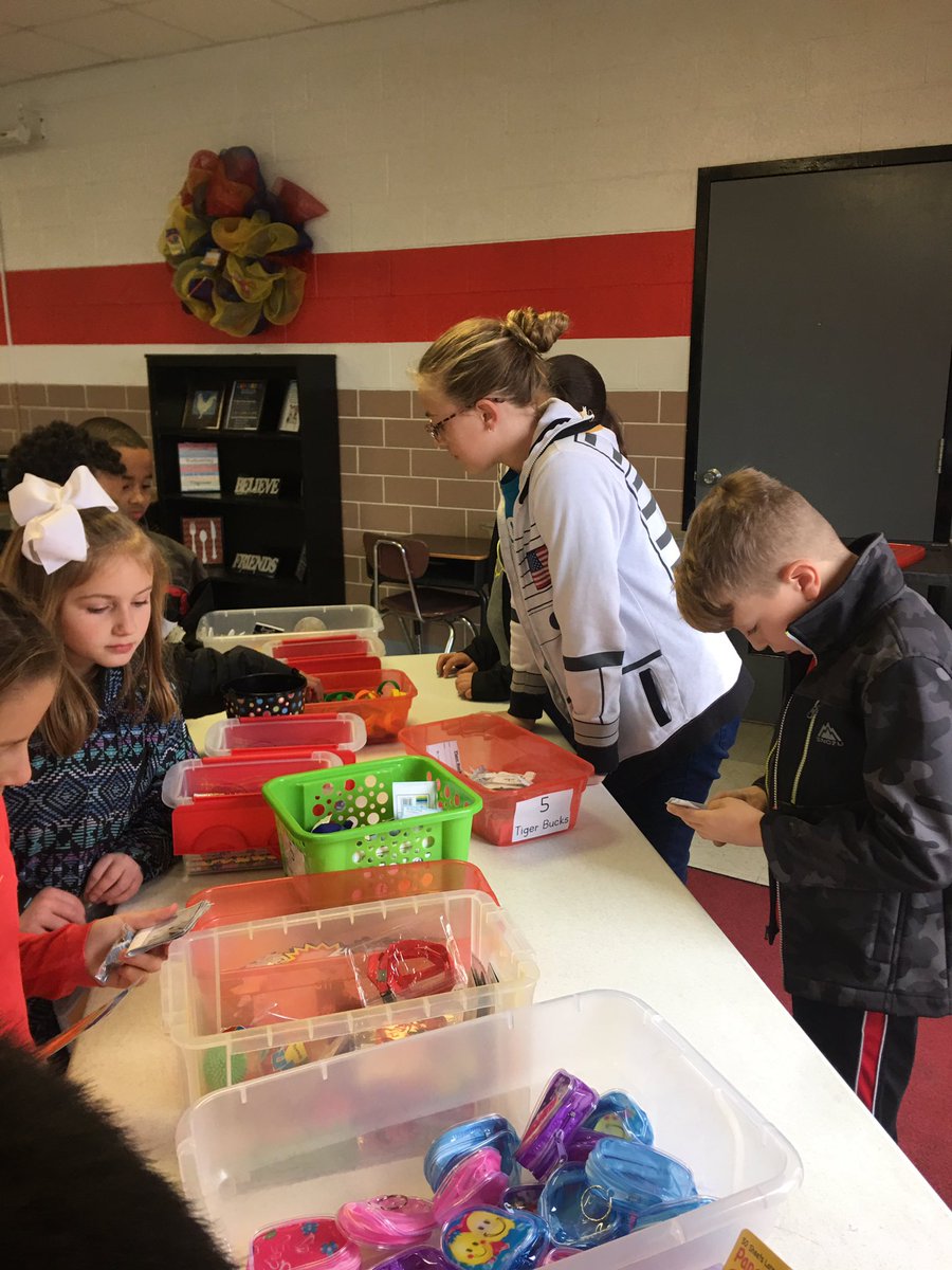 MLEPrincipal's tweet photo. Entrepreneurs in the making! #teamSterling student leaders running our  #pbisrewards Tiger Mart, while others operate a popcorn stand as part of their economics unit. Two businesses, many smiles, and several lessons learned. #PrincipalsinAction #KidsDeserveIt #DitchBook #MOedchat https://t.co/rCSgLkgpUW