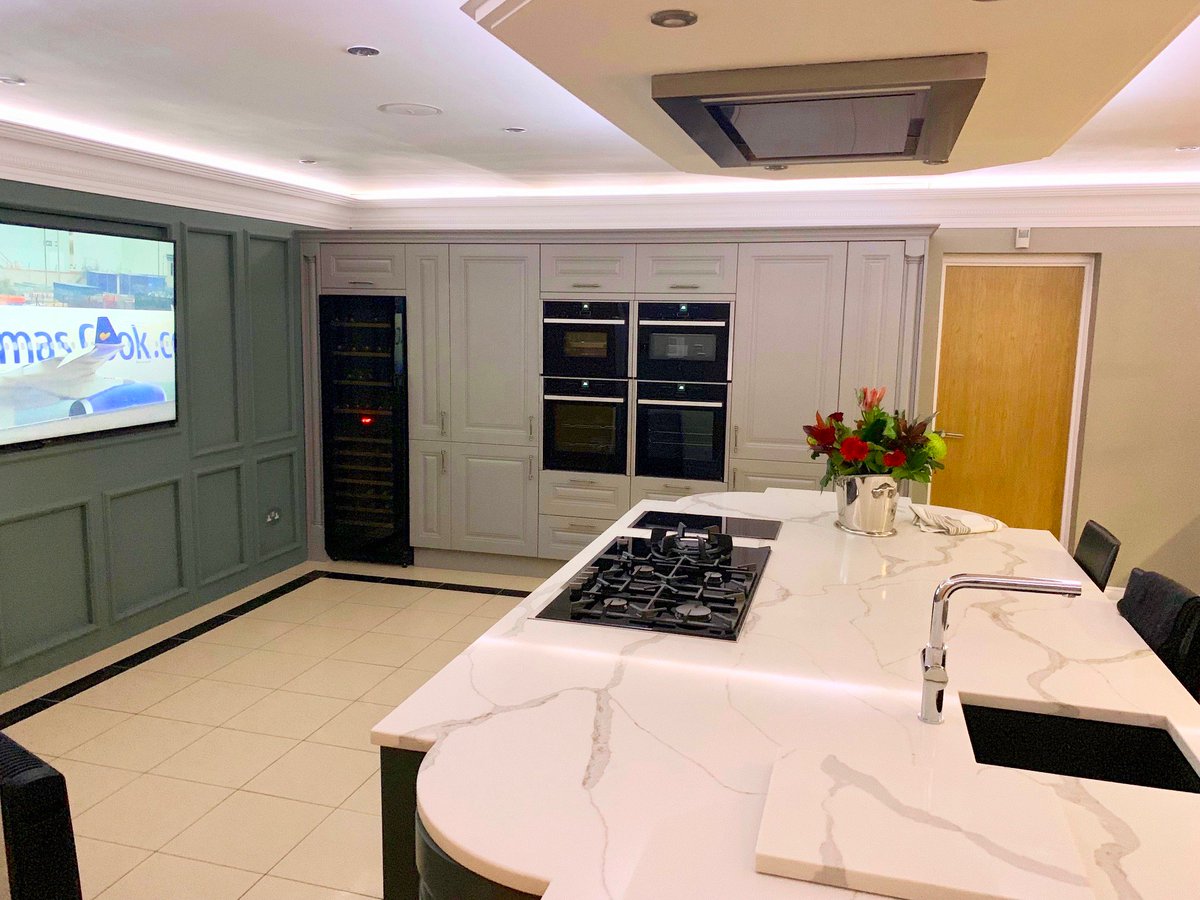 We love this recent kitchen Designed &amp; Sold to one of our trade customers. The #Silestone #worktops really create a statement.  @NEFFHomeUK <a href="/Silestone/">Silestone by Cosentino</a> <a href="/CosentinoUK/">CosentinoUK</a>
