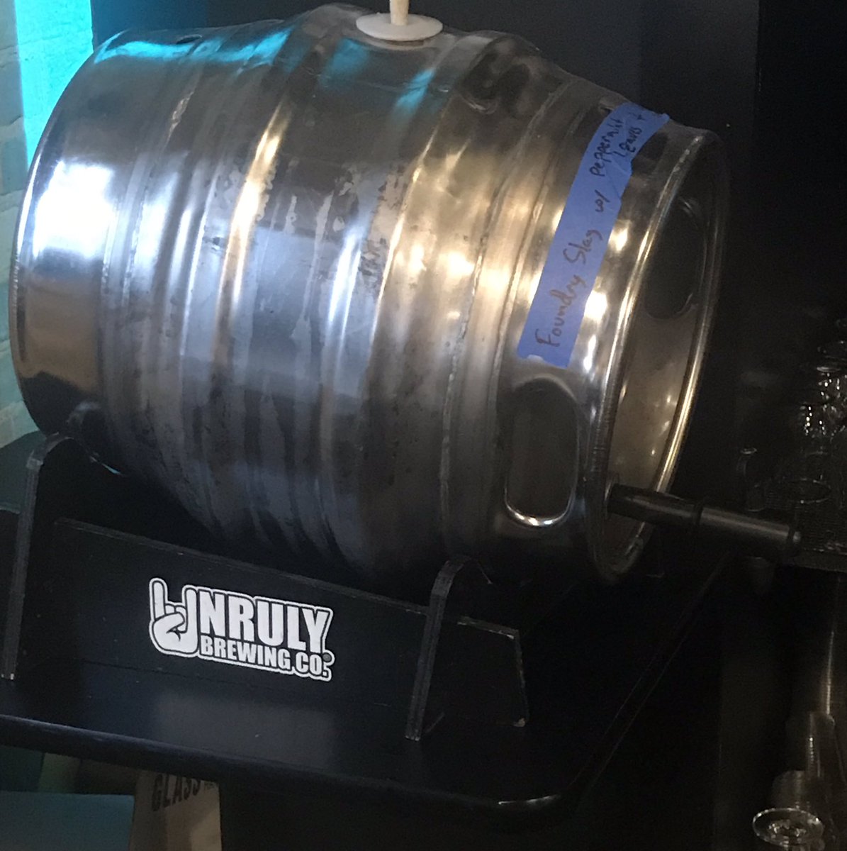 Firkin Friday!!! Freshly tapped Foundry Slag Stout with peppermint leaves and cacao nibs! #firkinfriday #firkin #unrulybrewing #mibeer
