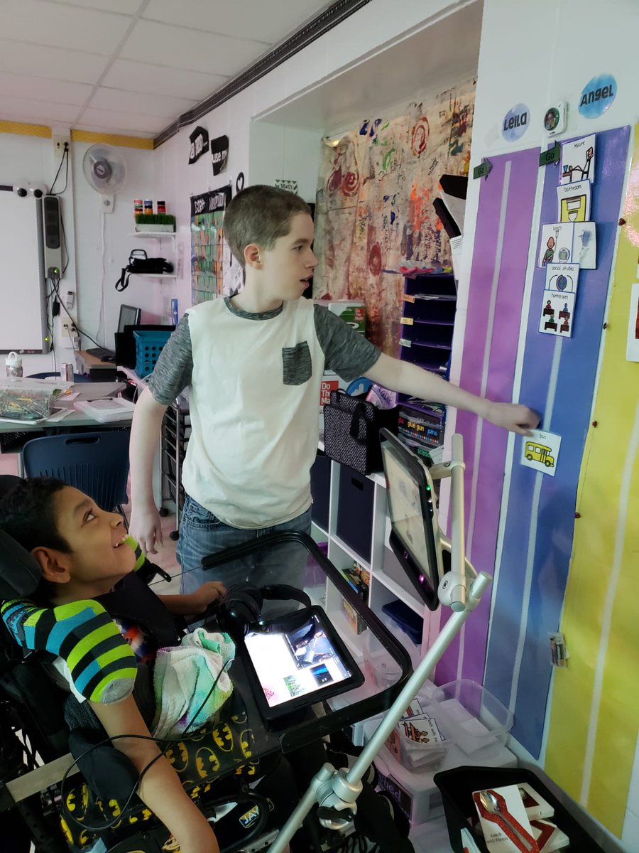 I love when students help lead each other! #gwms #weare44