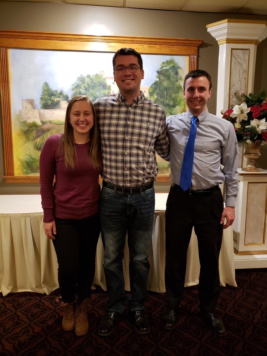 nich0lback's tweet photo. I officially retired from college cross-country. Couldn't have done it without these people. 🏃‍♂️🎓✌ @OptionalOlive @Nosoktar @nickorlo15 https://t.co/Wvh4eBjCqJ