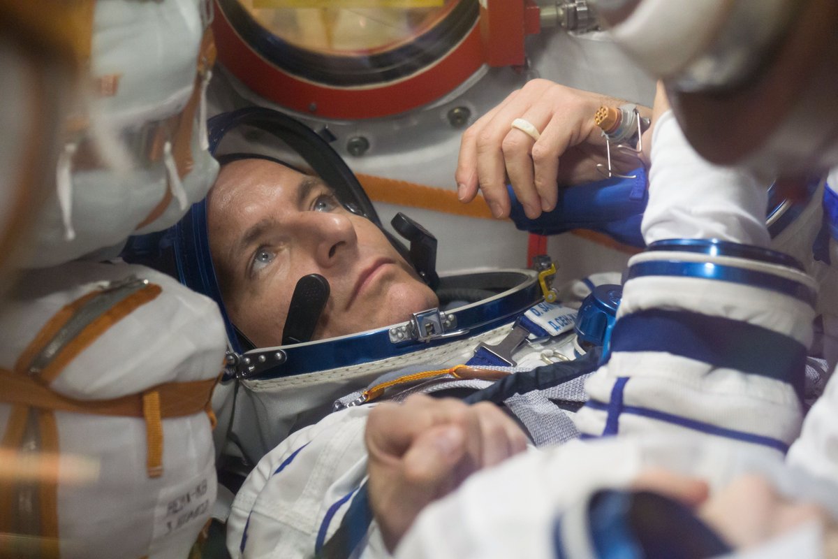What’s on <a href="/Astro_DavidS/">David Saint-Jacques</a> ’ playlist on launch day? Here’s what he will listen to aboard the Soyuz 👉 asc-csa.gc.ca/eng/blog/2018/… 
Photo: NASA