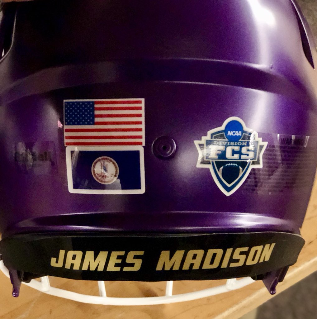 JMUFBEquip's tweet photo. Locker room setup rolling along. It’s all in the details. #GoDukes @JMUFootball @UNISWAG https://t.co/vwFQG4TvIc