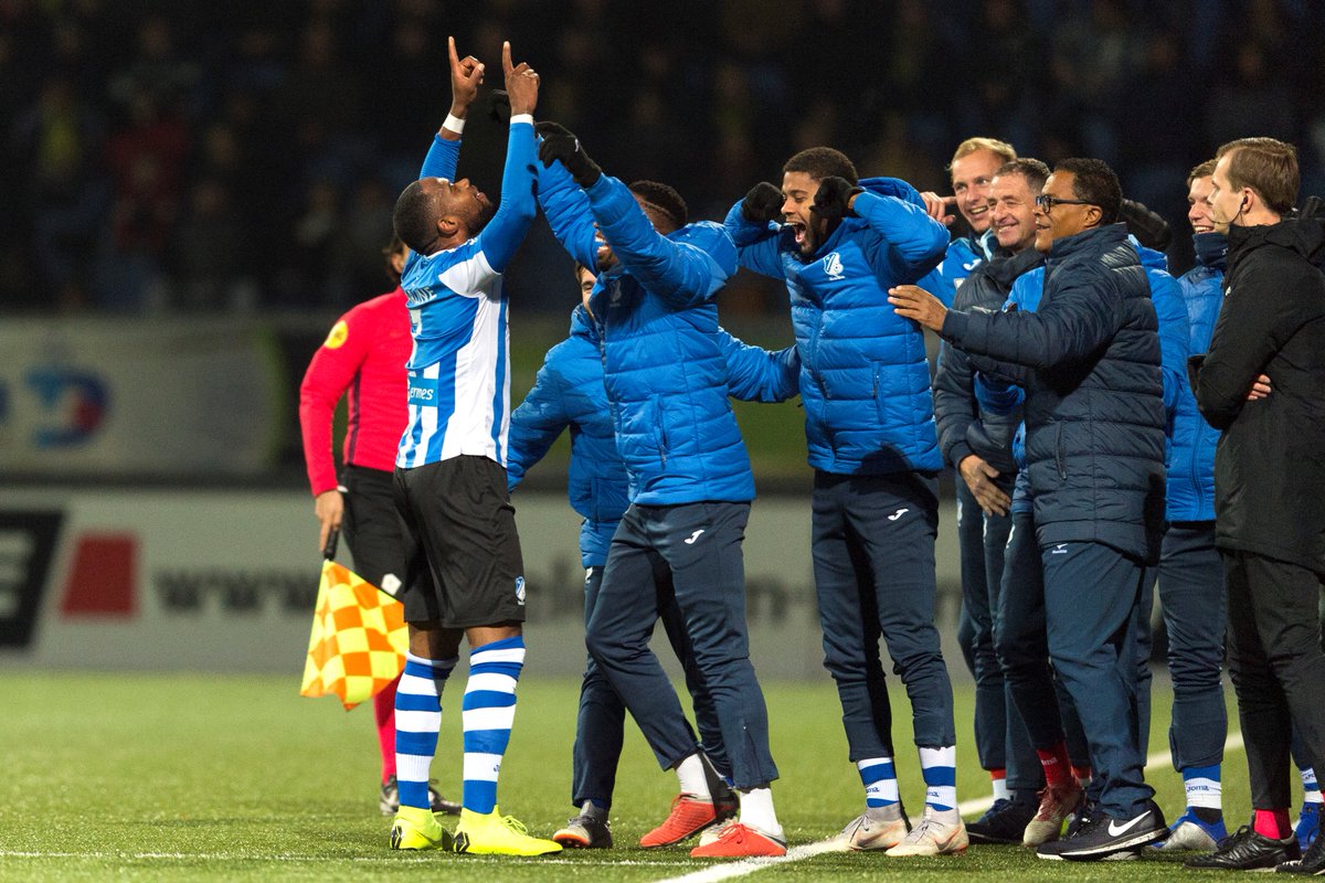 FCEindhoven's tweet photo. 📝 FC Eindhoven pakt derde winst op rij: 1-3 https://t.co/uM87tEO7TW #camFCE #FCEindhoven https://t.co/EkPHUJPvTR
