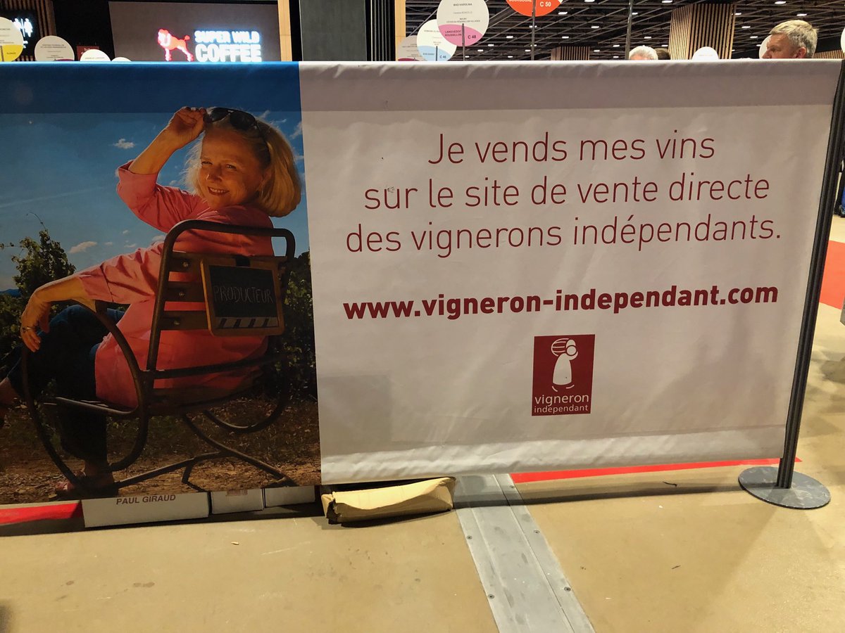 Another #DTC model 🤣👌🏻 
#ecommerce #wine #winelovers