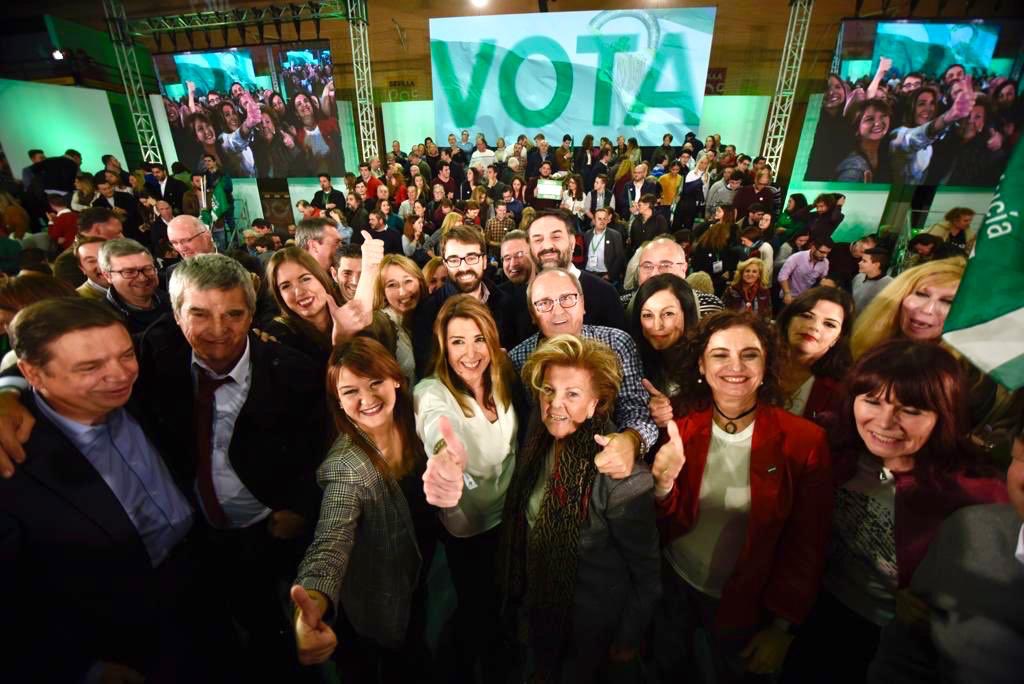 susanadiaz's tweet photo. Una mejor #Andalucía nos espera el domingo en las urnas. Os pido el voto al @PSOE para seguir construyendo #MásAndalucía. ¡GRACIAS DE CORAZÓN! https://t.co/QRboHLXMA7