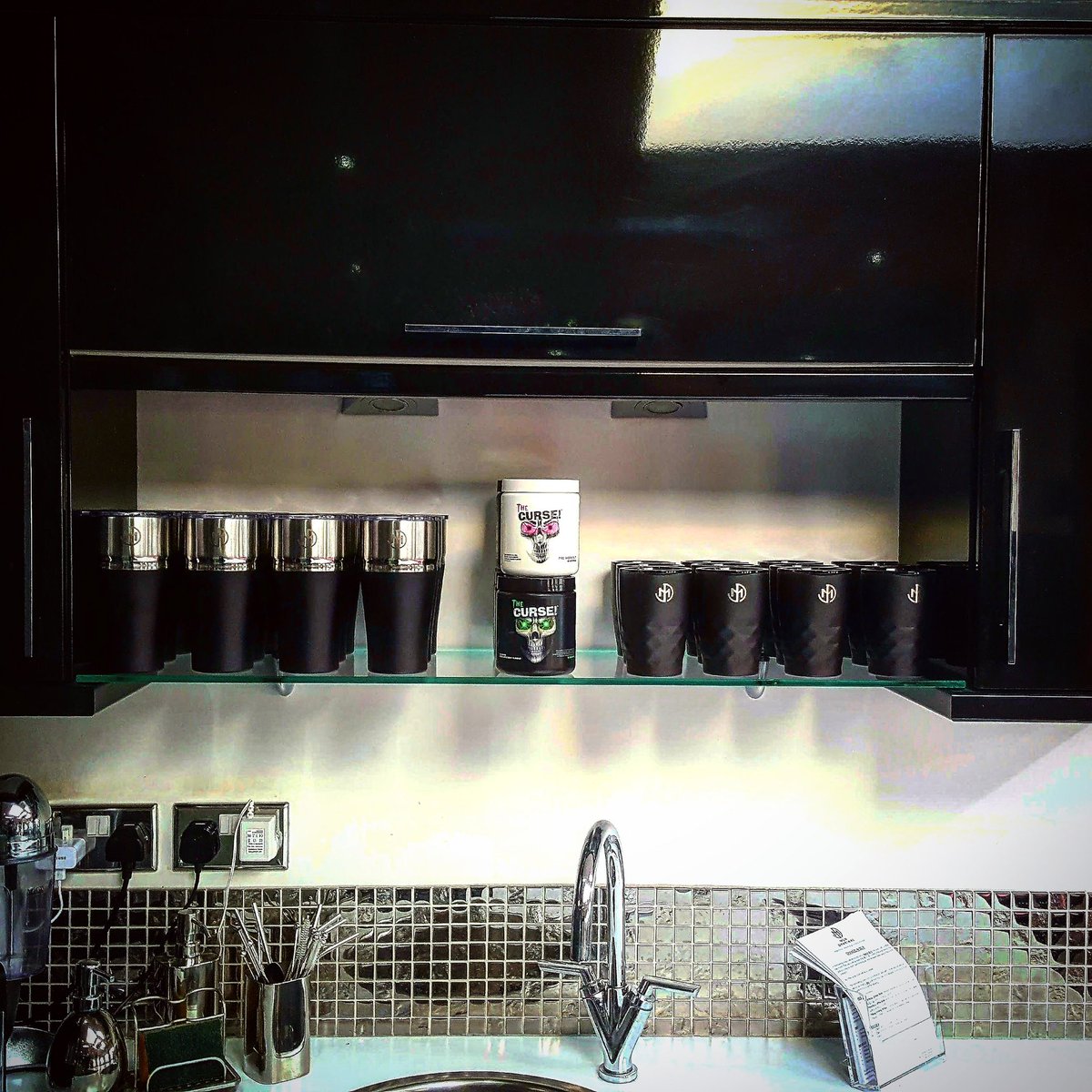 MunHirasFitness's tweet photo. Ready for a hardworkout? Need that kick start?
I'm now offering a FREE preworkout drink or a caffine shot to boost the energy levels of my clients before I start you off with my 121 personal training session.
I try to offer only the BEST for my customers.
#personaltrainermun https://t.co/YPNewgSWmF