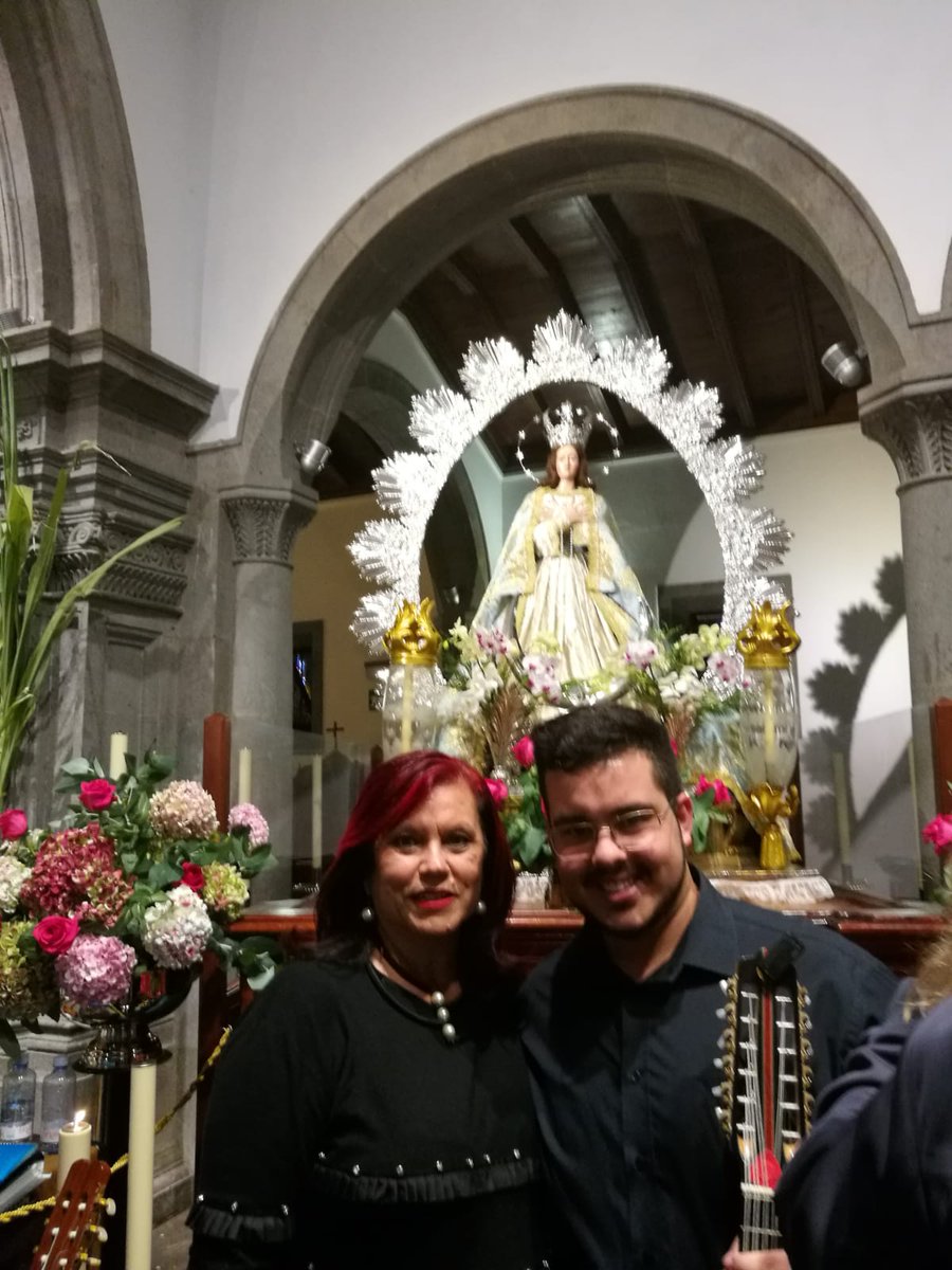 JovenesCCTelde's tweet photo. Hoy nuestro secretario local de jóvenes, Roberto Almeida Barrera en el pregón del barrio de Jinamar con motivo de las fiestas de la Concepción junto a @Sarososap concejala del M.I Ayuntamiento de Telde.
#cctelde @cctelde @JovenesCCTelde https://t.co/gWloLLuccg