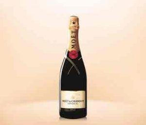 EatSomethngSexy's tweet image. Want to drink great Champagne on a budget? Here's a list of the best value Champagnes: buff.ly/2RoIzZy #Champagne #winerecommendations 🍾