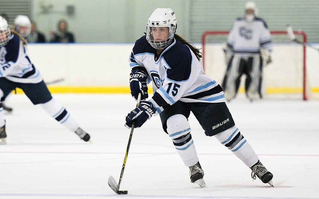 🔔 TWO HOURS UNTIL GAME TIME!🔔  Come out and support <a href="/ConnCollWHKY/">ConnCollWHKY</a> as they will take on reigning <a href="/NESCAC/">NESCAC</a> champion Middlebury College at 7 p.m. at Dayton Arena! 
#CamelPride #GoCamels 🐪🏒 
📹 bit.ly/2EBbEPE