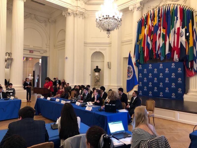 dgovuwimona's tweet photo. Dr Lisa Vasciannie, lecturer in the Department of Government, at the Organization of American States (OAS). Dr Vaciannie was also the keynote speaker at the 37th Model OAS Assembly ๐๐. #DGov #TeamDGov #OAS https://t.co/OQVQQ9BUmi