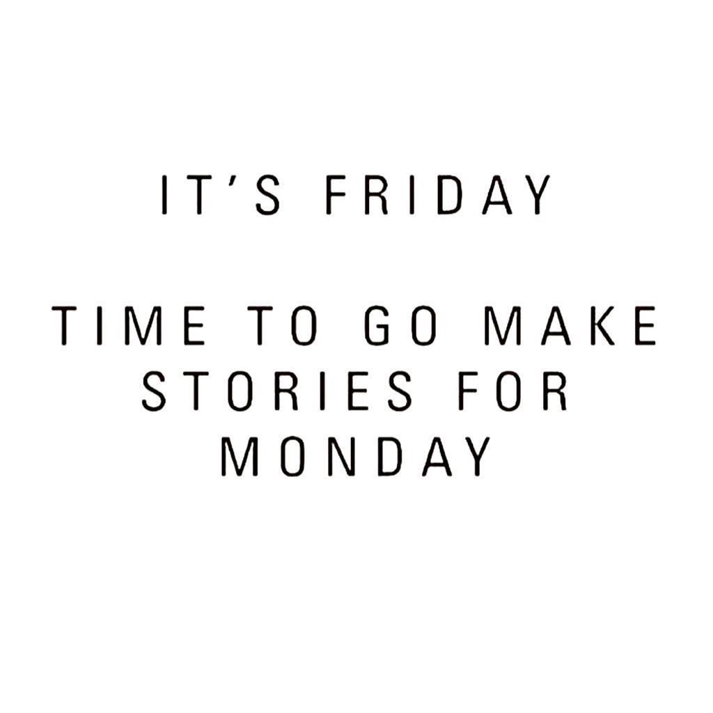 MeedParagon's tweet photo. Have a great weekend, everyone! 🍸🎄💃🏻

#Friday #FridayFeeling  #Friyay https://t.co/RKHkjHXEXx