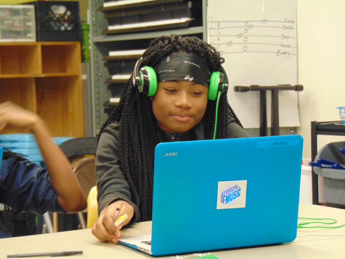 FoM4EveryChild's tweet photo. Our 30 Days of Giving Campaign is underway and we're on track to raise #30Kin30Days! But we still have a long way to go. Help us reach our goal by making a donation to Foundations of Music at https://t.co/dEzZx6kTmc. https://t.co/FRuoVpG1LE
