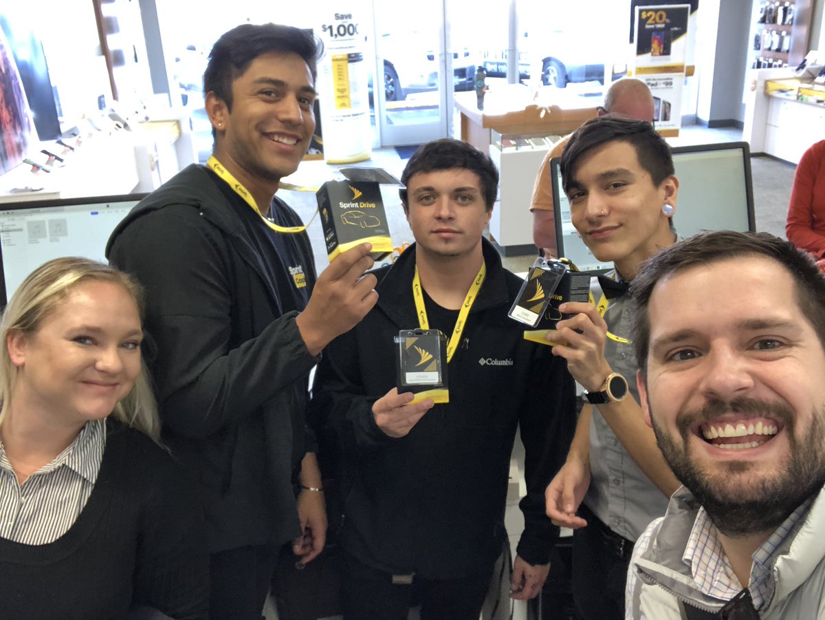 RickyBRealtor's tweet photo. #SprintDrive is amazing value. Roadside assistance✅, personal mechanic hotline✅, WiFi hotspot✅. These are just a few of the value points! These guys love it so much they turned it into a necklace! #WeAreNW #thisishowwedoit #PNWTakeover @JamesLeeWC @suehyun_chung @codybwelker https://t.co/T6gZnEJVt0