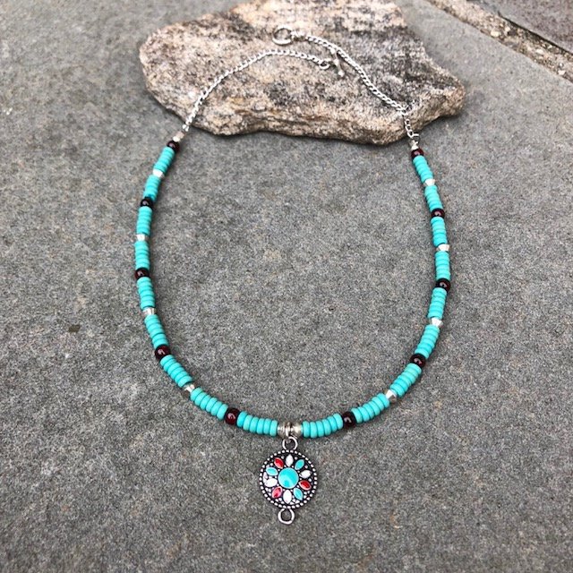 bstrongin1's tweet photo. Small Bead Turquoise Necklace https://t.co/hm6VB3A6IJ #jewelry #necklace #turquoise #smallbead #smallpendant #pendant #redandturquoise #boho #hippie #southwest #southwestern #turquoiseandred #shortnecklace #christmasgiftideas #christmas #giftforher #daughter #sister https://t.co/qf68tPhui9