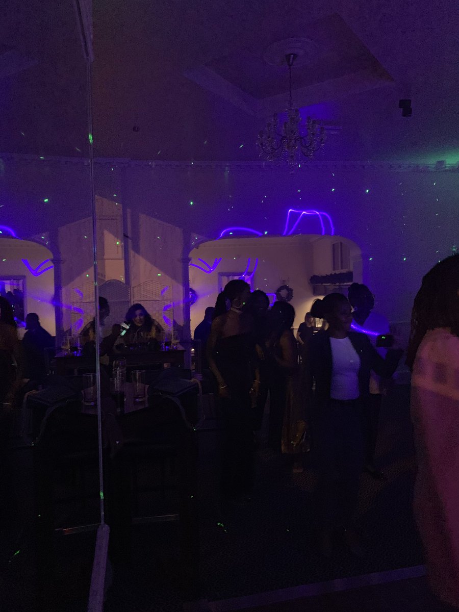 PenridgeSuite's tweet photo. Xmas Parties ! Kick off Booom !!! https://t.co/CdHFozp6MR