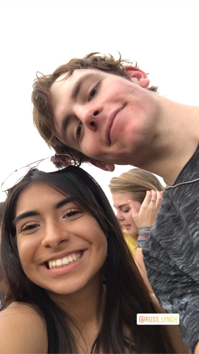 DailyRoss's tweet photo. [IG STORY] @RossLynch at the #FloridaManMusicFestival #IAmFloridaMan #FMFloridaMan (via valerieespino_) https://t.co/AFjC7EIXwu