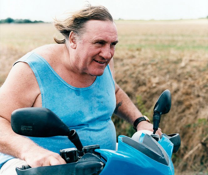 Caitlin Hu on Twitter: if someone's cyberflashing you, just flash them w any picture gerard depardieu Foolproof. https://t.co/y62R8Lurok" / Twitter