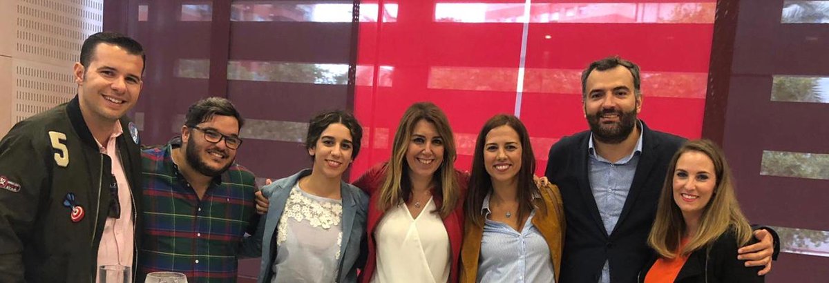 AlvaroNegrete20's tweet photo. Con esta foto quiero poner fin a esta campaña, porque con ella la empezamos.
Una campaña donde hemos hablado de Andalucía. @susanadiaz se ha recorrido Andalucía de punta a punta, llevando propuestas, sin un solo insulto, para una mejor Andalucía
#VotaPSOE #VotaSusana https://t.co/c2tQwf1Nnj