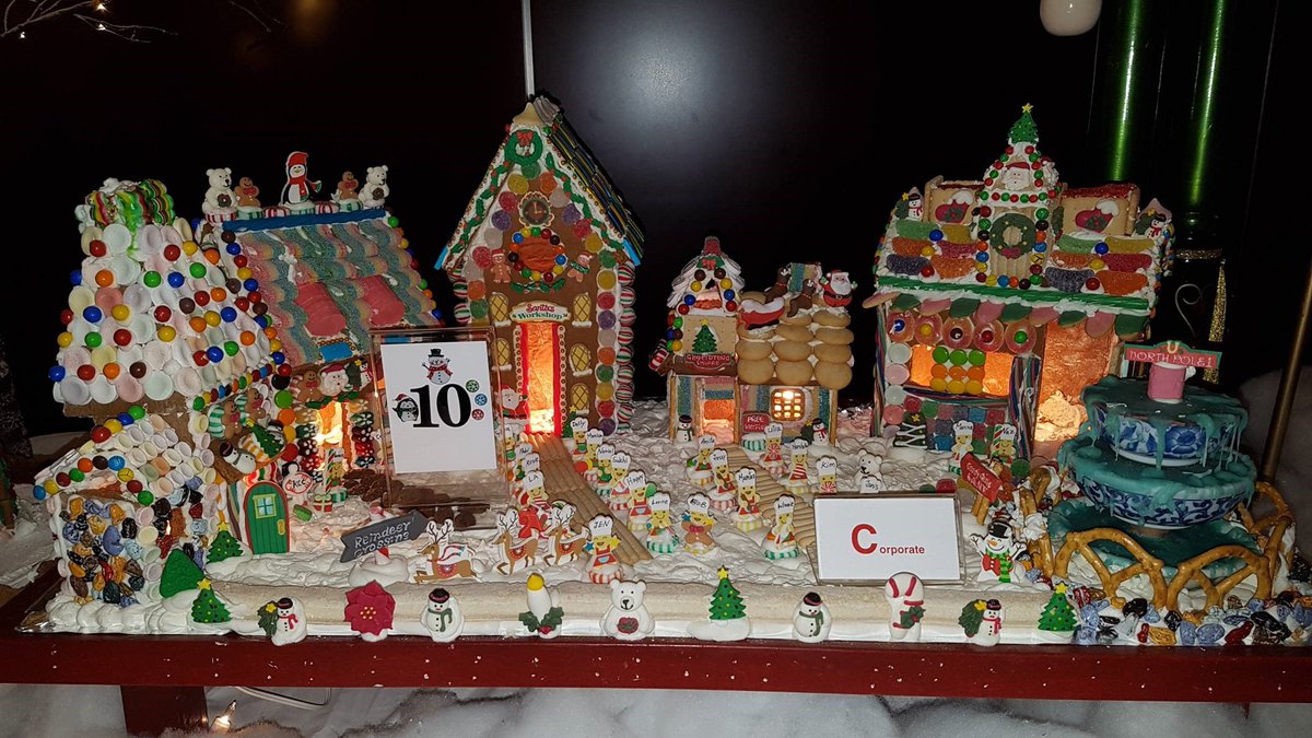 westcanaservice's tweet photo. Our very own Jennifer Quan, Support Services Manager, won FIRST PRIZE at the Hyatt’s Gingerbread Lane display with her AMAZING Gingerbread Creation! You can visit Vancouver’s Hyatt Regency at 655 Burrard Street and Vote for People's Choice. #GingerbreadHouse #Vancouver #WestCana https://t.co/NEor00EAdR