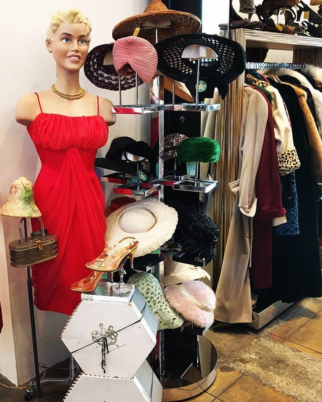 The holidays season is in full swing & we have plenty for you & yours in stock.  From cocktail dresses to housewares.  #stardayvintage #50scocktaildress #50slucitepurse #vintagehats #vintageclothingstore