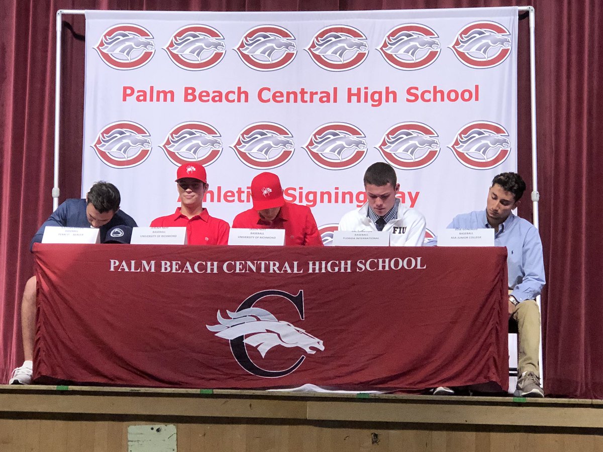 More squad dudes signing today. Lucky to be part of their big day.