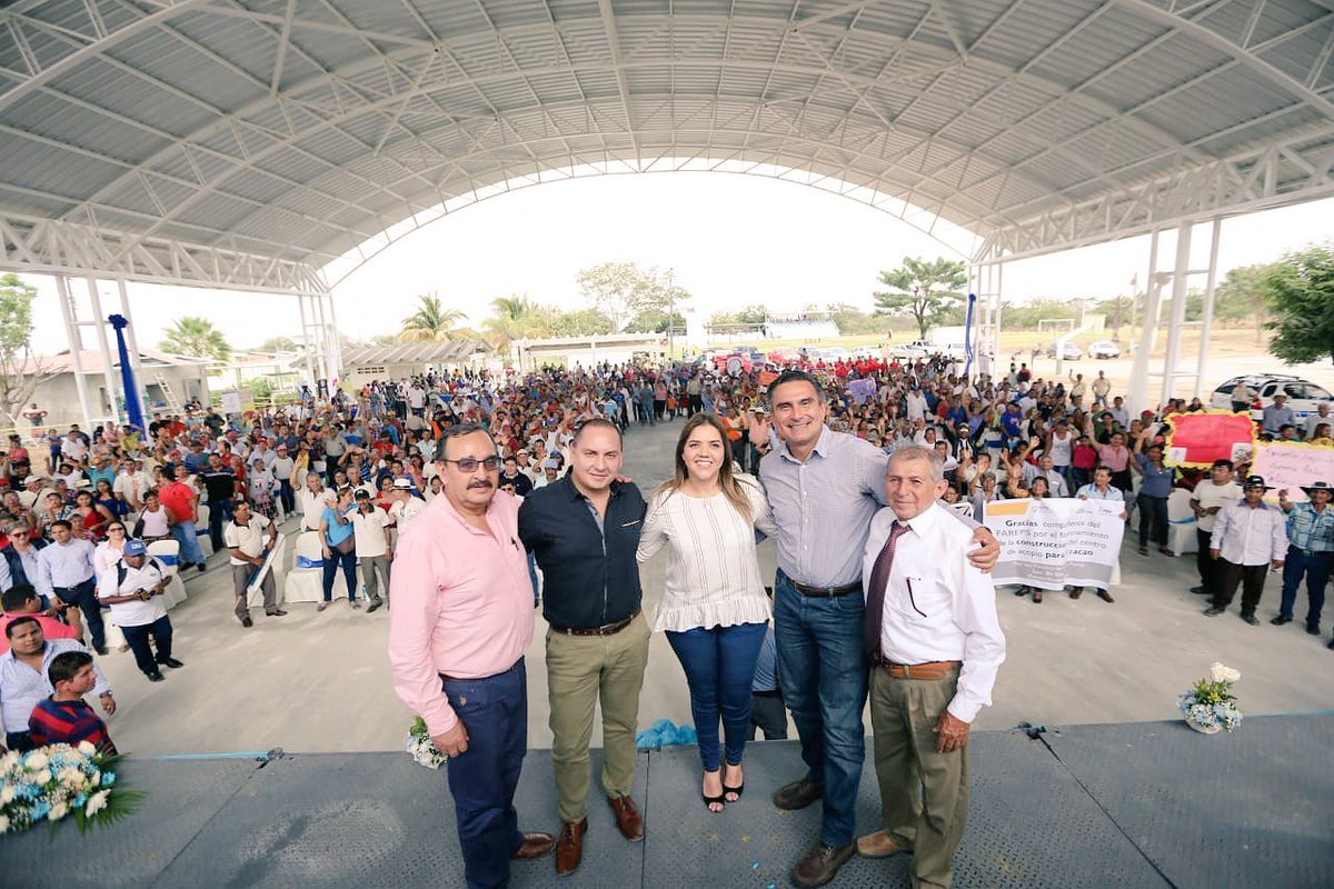 marialevicuna's tweet photo. ¡Vamos adelante, la #EPS es la apuesta al desarrollo! 👏🏼

Muchas gracias por el cariño, la solidaridad y respaldo. Siempre seremos consecuentes con ese cariño, con más trabajo, con más compromiso y con los principios y convicciones intactas. 

#FortalecemosEPS https://t.co/AoIZIVgQF4