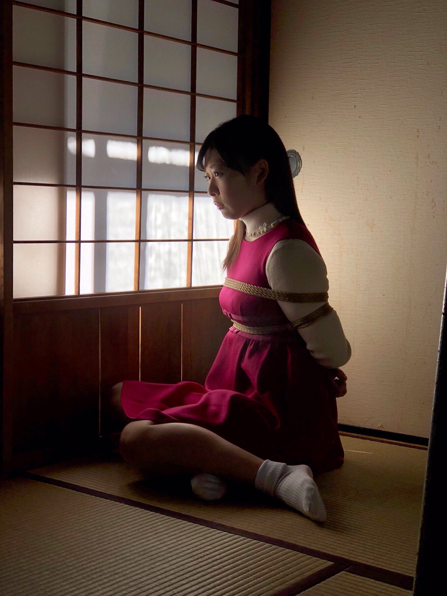 緊縛　原美織 TW Pornstars - 2 foto. 👧🏻原美織🐼🎀. Twitter. 緊縛撮影(*'ω'*)その2 メイク❤︎山田はるかさん  #三和出版 #緊縛グラビア #お兄ちゃんあのね. 11:20 PM - 30 Nov 2018