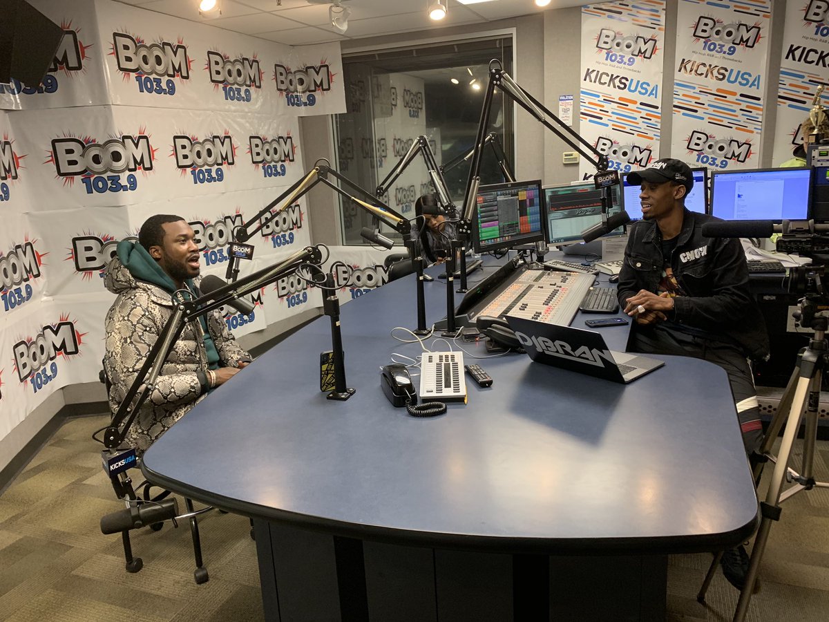 DJBRAN's tweet photo. I just sat down and interviewed @MeekMill 
The level up. 8pm @BoomPhilly we talking championships https://t.co/U00Jtr4e5b