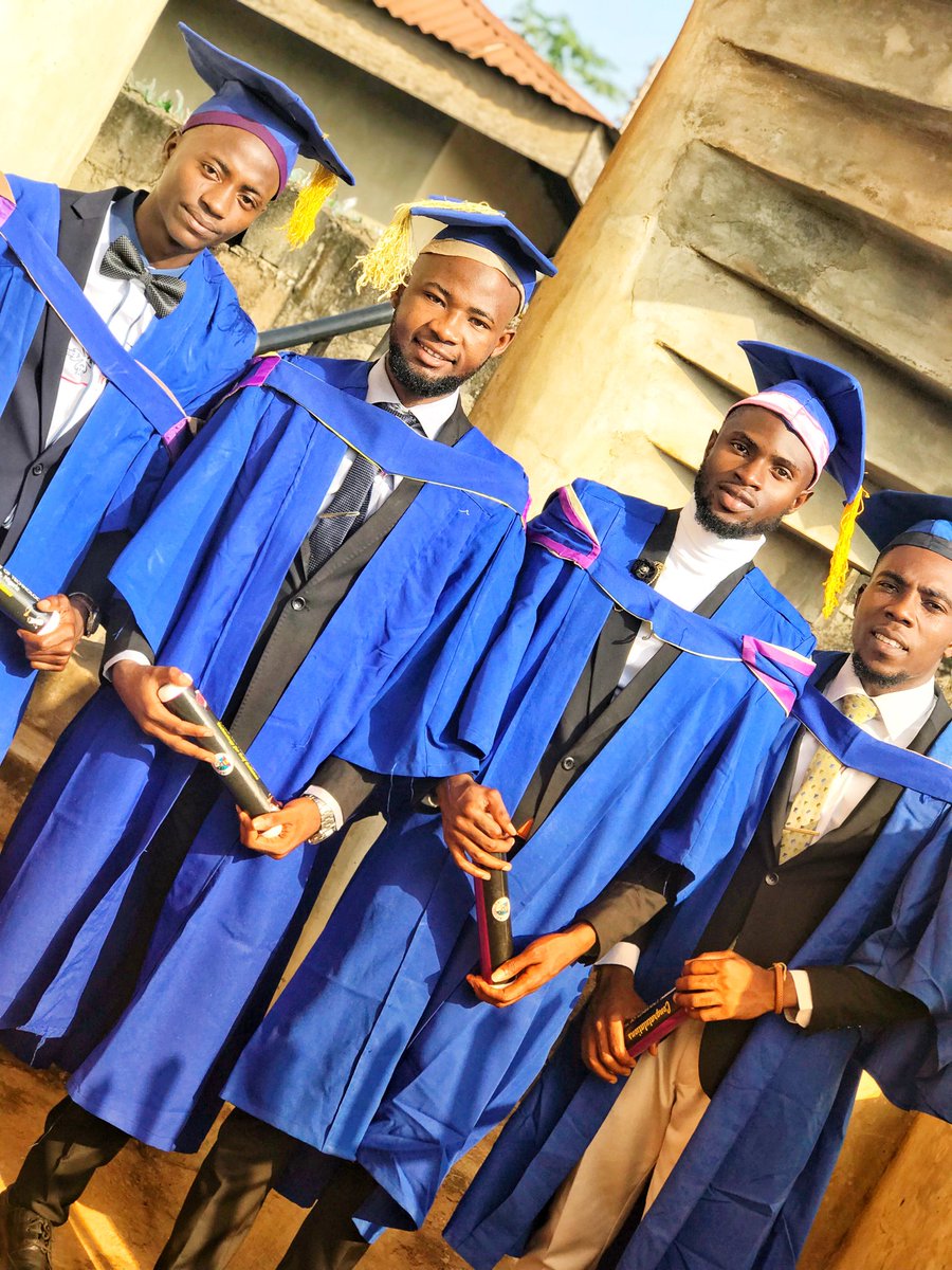 Afeez_Badmus_'s tweet photo. Allihamdulillah ❤️❤️❤️❤️
B. Eng Civil and environmental engineering. First Class(Hons). https://t.co/XrBwck4GzV