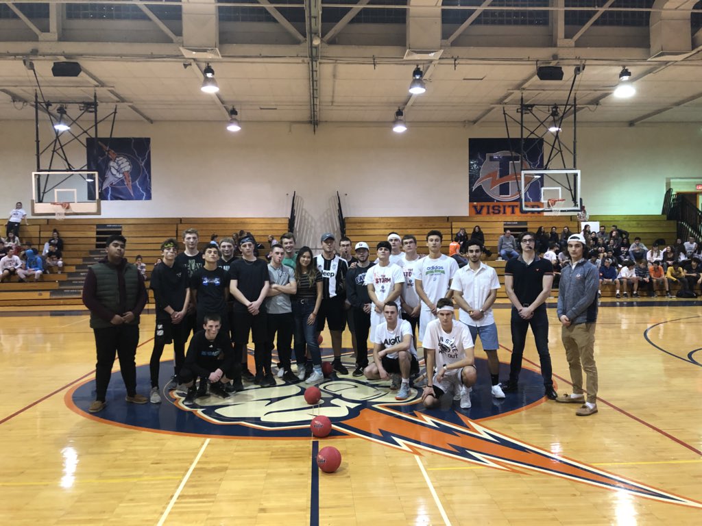 BMHSDodgeball's tweet photo. Let the CHAMPIONSHIP begin! https://t.co/tUj5ne12O5