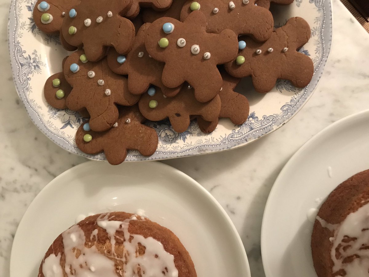 Late night baking ahead of <a href="/StLukesSW12/">St Luke's Battersea</a> Christmas market tomorrow, 11-3pm, come join us! #Christmas #community #baking #December