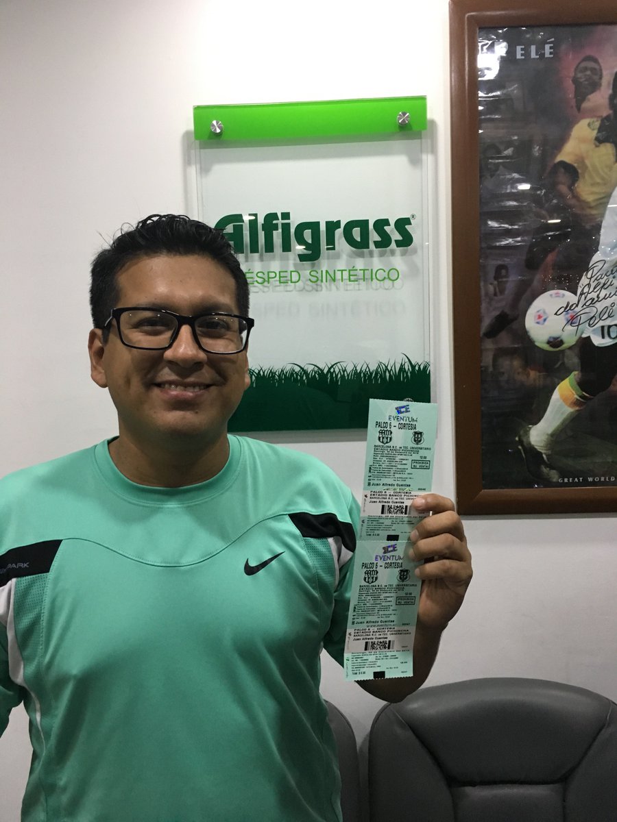 ALFIGRASS's tweet photo. felicidades a @vicflotom. Estén pendientes de nuestras redes para próximos sorteos. #AlfigrassTeLlevaAlMonumental https://t.co/umXSTOViL4