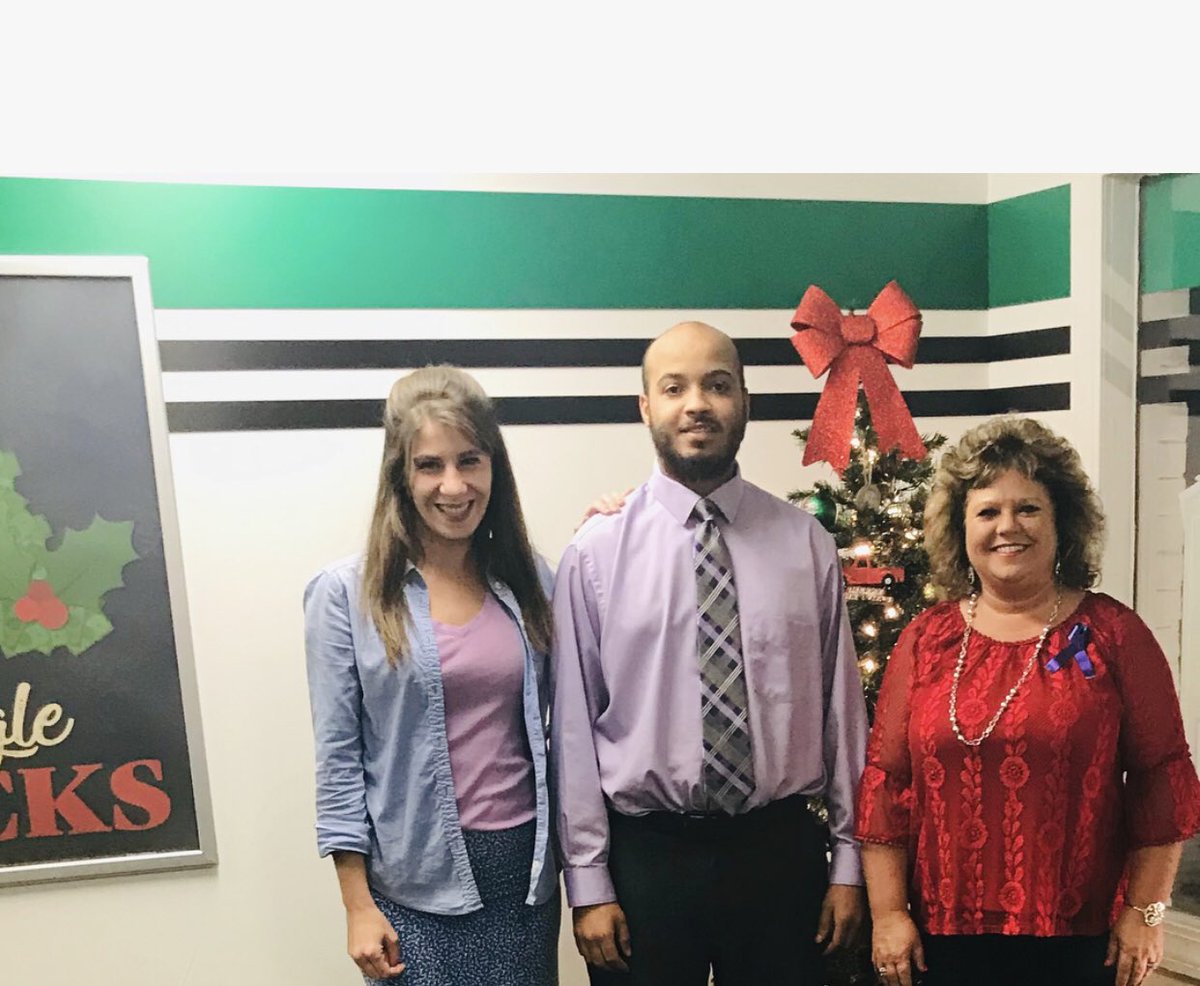 Toniea89's tweet photo. TB Statesboro wearing blue &amp; purple - raising awareness for Diabetes, Pancreatic Cancer, Alzheimer’s Disease, Stomach Cancer &amp; Epilepsy! #ShowO #TMXCares @GregoryLudwig10 https://t.co/qF9gPGFaDL