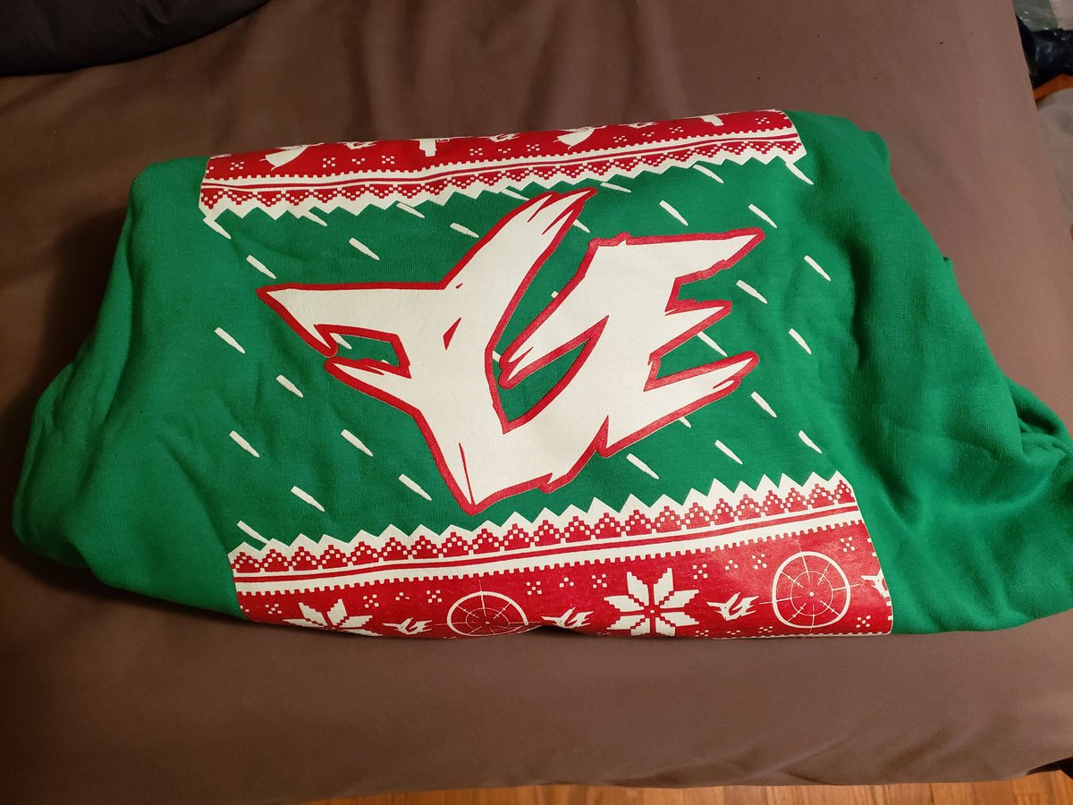 BTrainOf300FGE's tweet image. Wanna personally say THANK YOU to @MONTANAof300 for his time, wisdom, &amp;amp; knowledge he shared at Lincoln College with his fans. He was very down 2 earth, encouraged participation, welcomed taking pics w/ fans, &amp;amp; I copped an FGE Xmas Sweater! 

#NotCommonSense #ProperSense #RapGod