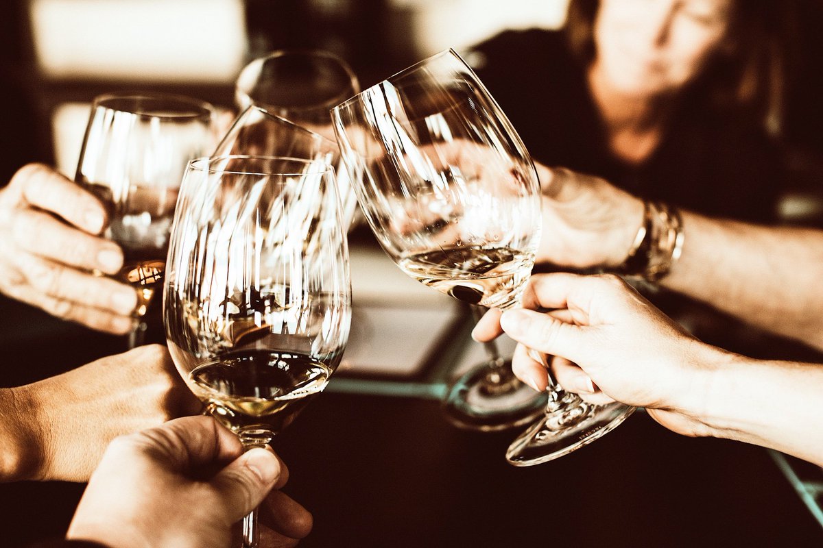 coasterstone's tweet photo. Cheers to the weekend! Last day to get our Black Friday special! Check our Instagram story for more info. ❤️
.
.
.
.
#mintboxfavors #themintbox #coasterstone #November #happynovember #happyfall #thanksgiving #blackfriday #blackfridaydeal #coasters #indoriginals #happyfriday https://t.co/w5t1WtGCP2