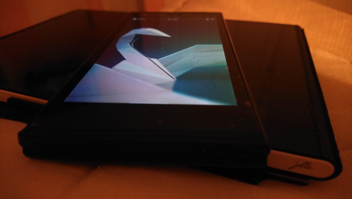 isafeb's tweet photo. @JollaHQ Happy 5th Birthday!! #StillUsingJolla https://t.co/zW3SLRanPs