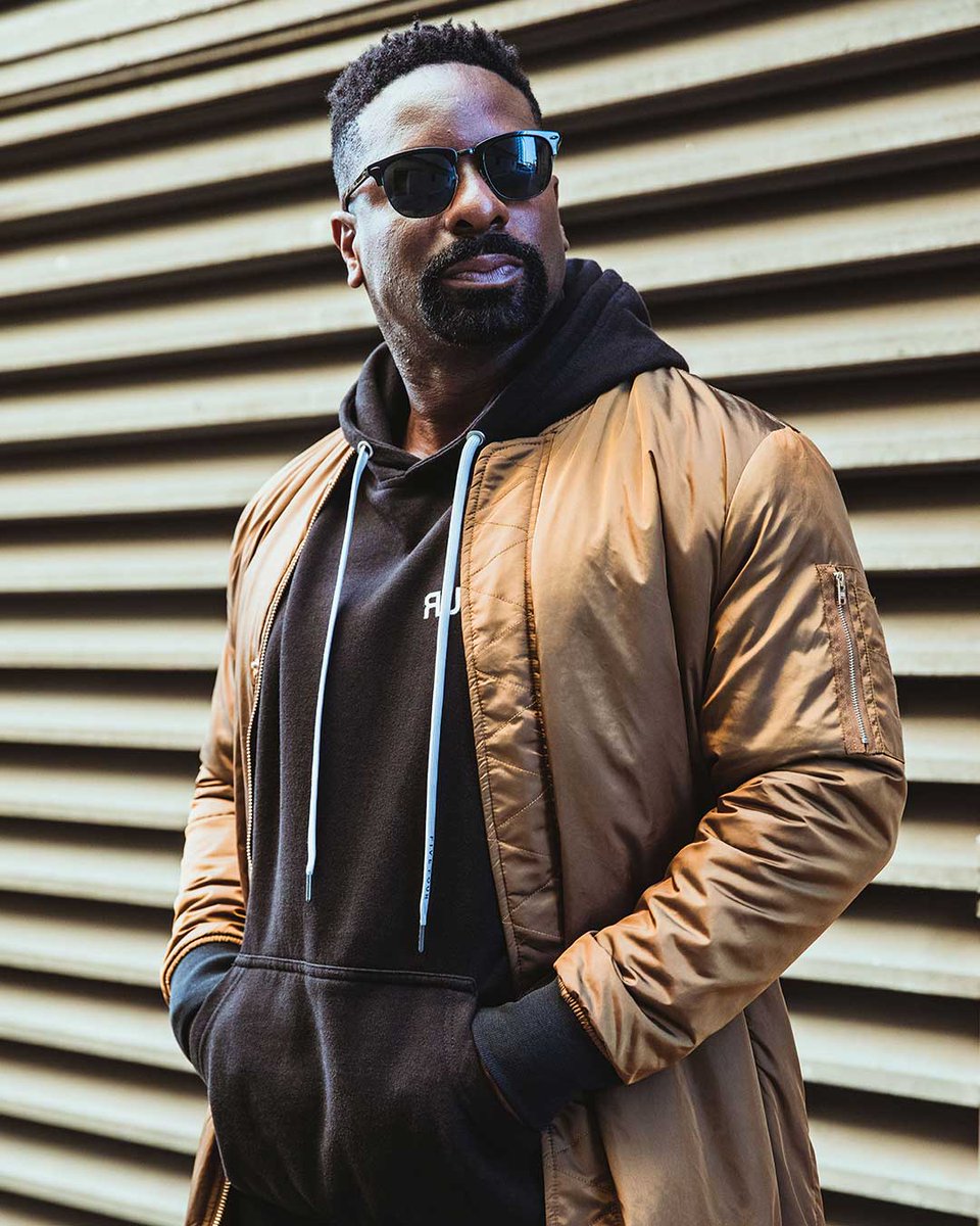 fivefour's tweet image. Designed to take you from brisk weather to the brutal cold, the Vries jacket has got you covered this season. Shoutout to @irie always rockin #fivefour