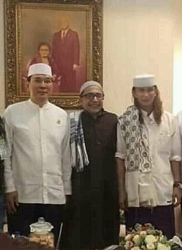 yunartowijaya's tweet photo. Ouw..... *angguk2 https://t.co/KWAderGOBh