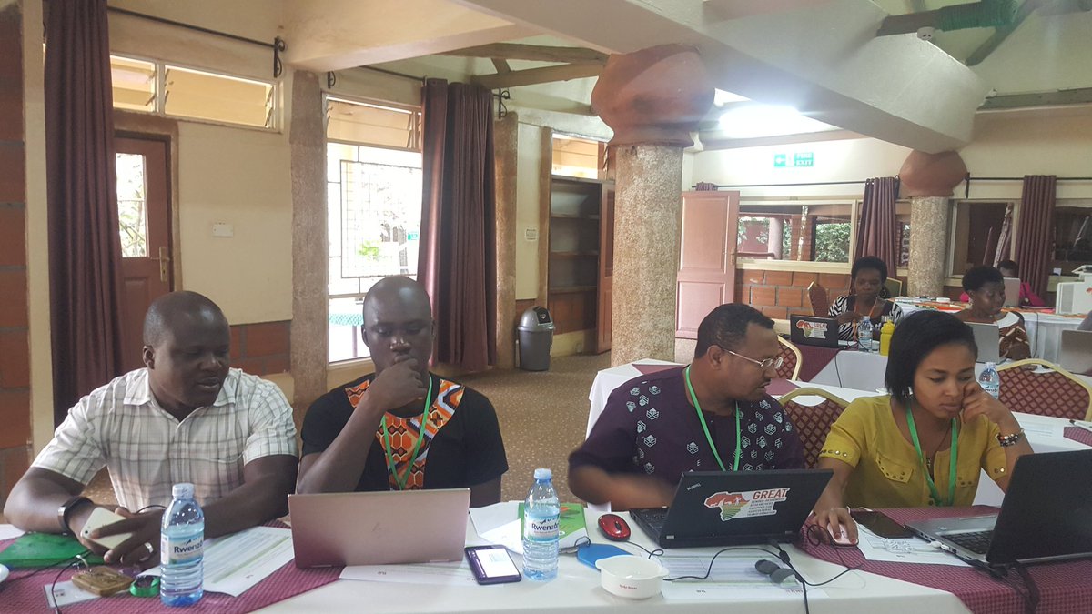 MakCAES's tweet image. 6th and final day of the #GREATTLIIICourse workshop has kicked off with group discussions ahead of presentations in due course of the day.