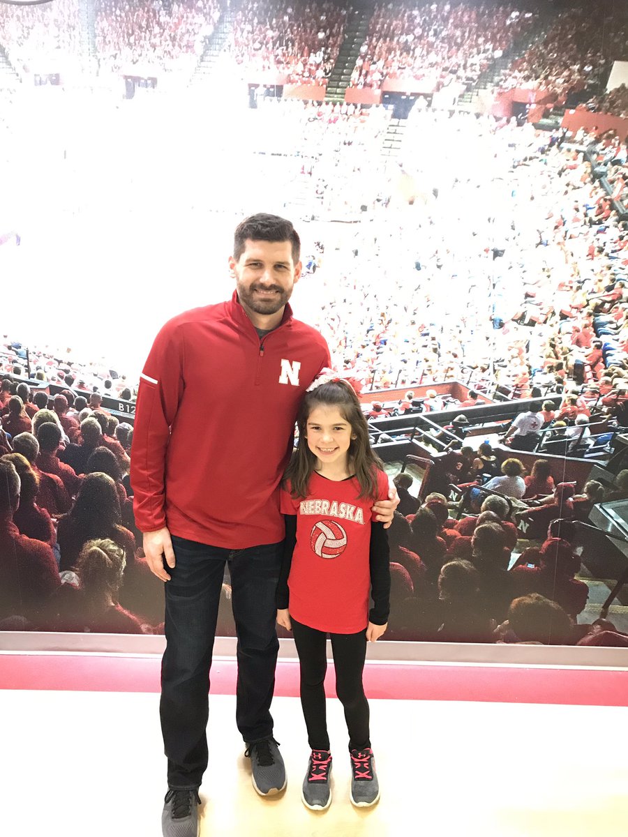 splittie150's tweet photo. Memories Made! #huskers #Huskervolleyball #RoofRoofRoof https://t.co/yh5bPEIBhf