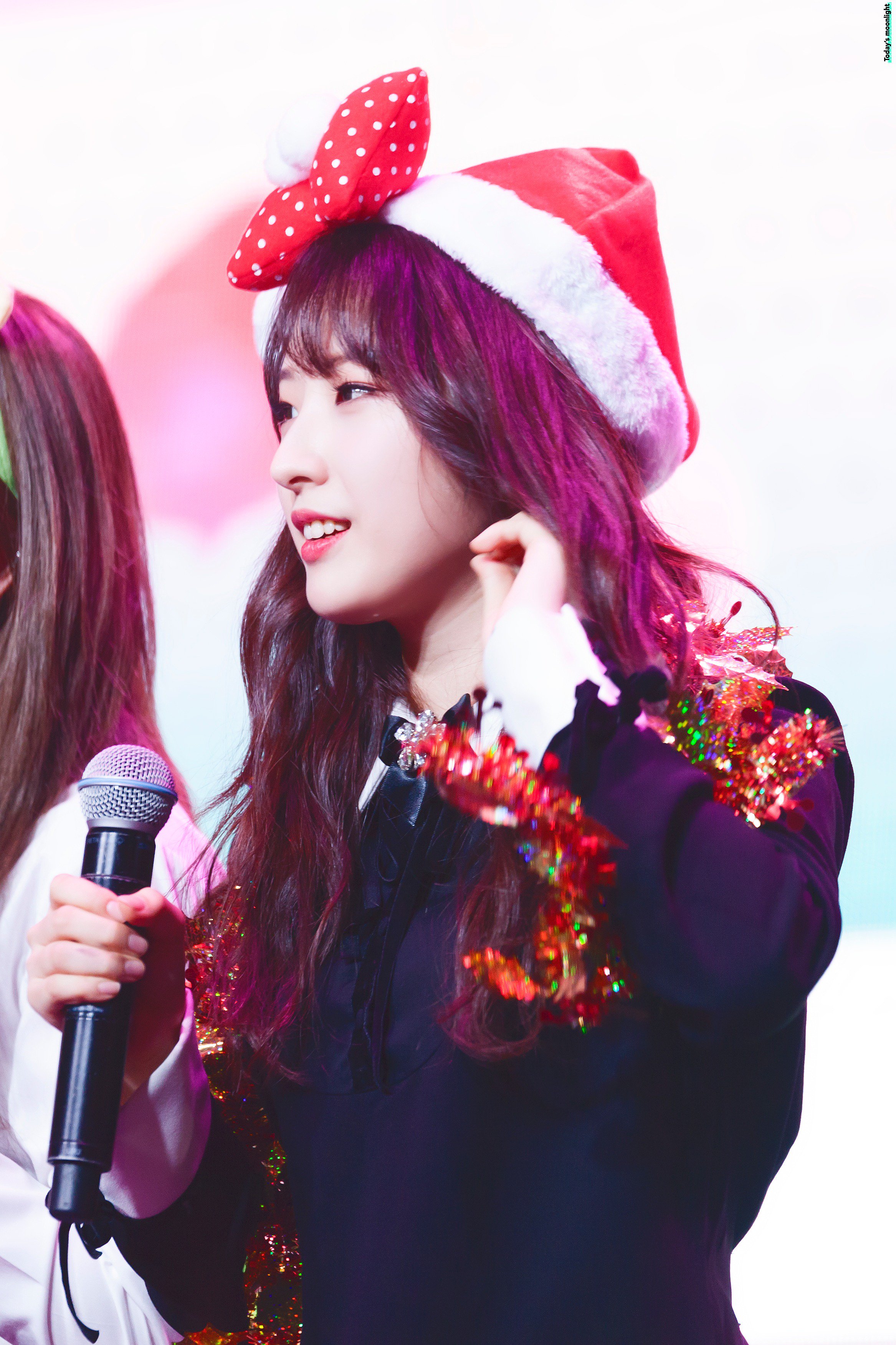 DtT3zP5VAAAngER.jpg:orig