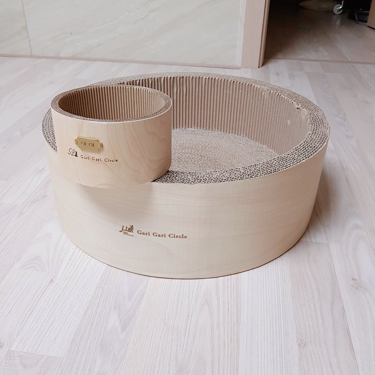 아이에 대한 일을 떠올렸을 때 공황 상태가 되는 것이 많이 없어졌다.아직도 이 슬픔을 다루는 방법을 모르겠지만 감사한 분들이 있어 힘을 냈습니다.사진은 샴(<a href="/Jk_sham/">(리토5-1)Sham🦷🥟🍅🍞🍑</a>)님의 인형이에요.감사합니다,소중히 간직할게요.