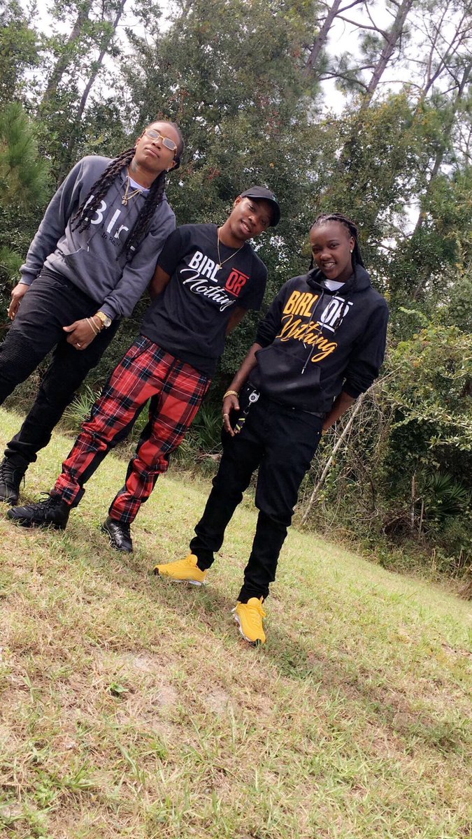 _OhGawdAce's tweet photo. #FineBirlFridays
#BirlOrNothing
#BirlNation https://t.co/TG4xHMD48W