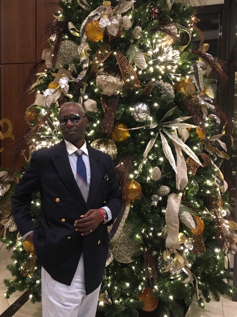 BarronsMedicalJ's tweet photo. @HoustonTexans @espnfirsttake3 @AssociatedPress #BMJSports #Austin Editorial
Itβs #Christmas Season &
#Sooners QB #TylerMurray Makes
$4.66 Million With the #Oakland #Athletics #OKC & #UT #Hookem #Longhorns Players Makes $0 #Houston #Beecave
#NCAA What RU Thinking #BCS Was Much Better #FoxSports #SBNation @CollegeGameDay https://t.co/cOakoymQqS